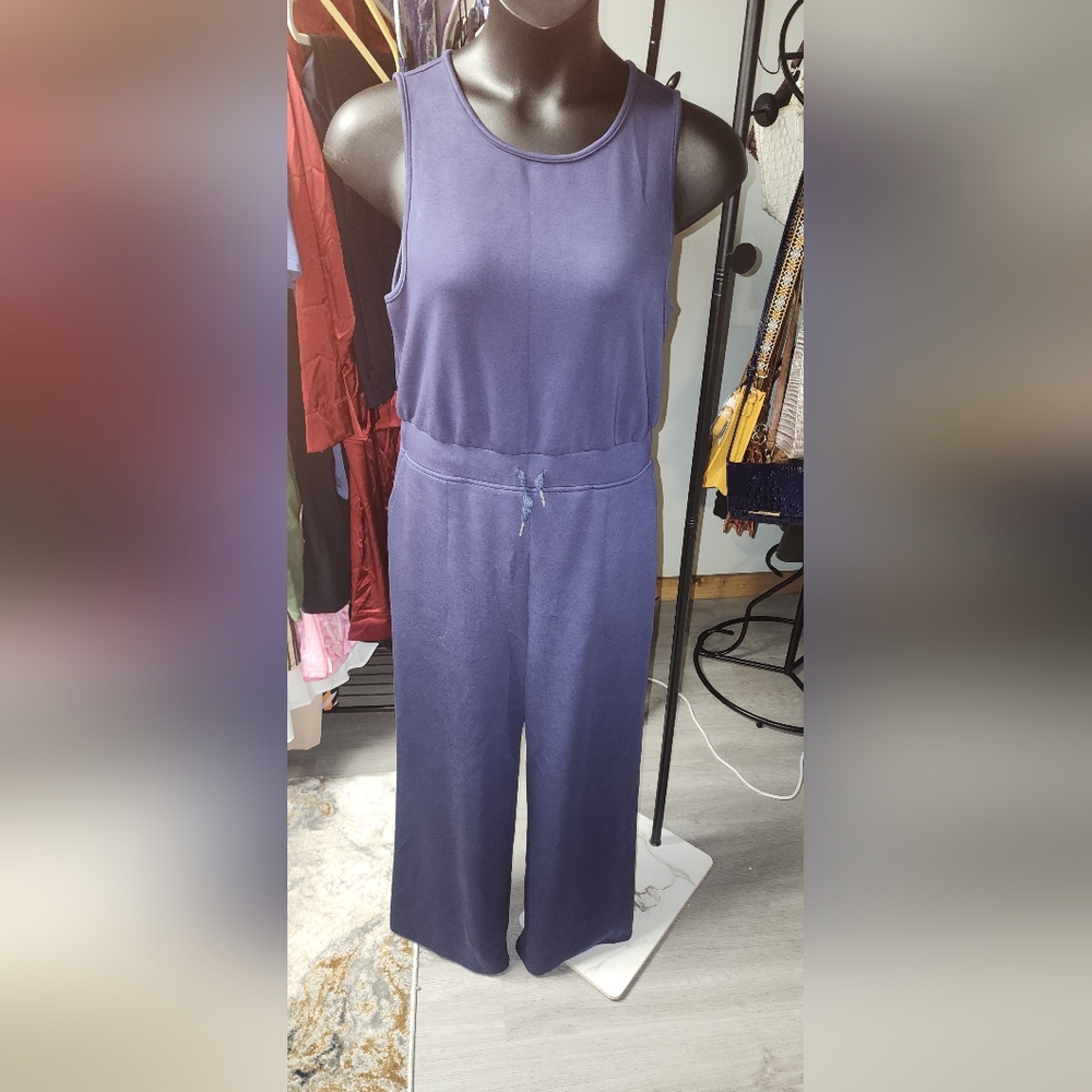 NWOT Elegant Blue Jumpsuit with Structured Silhouette